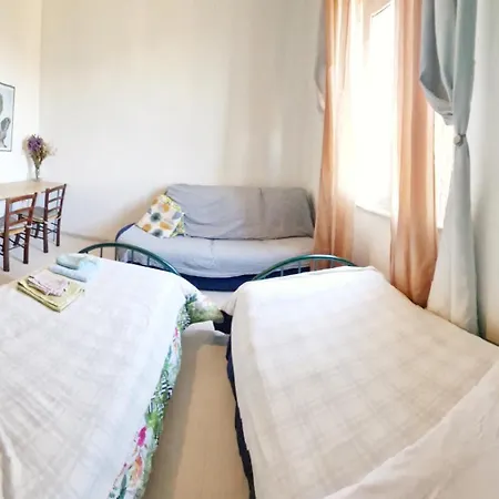 Séjour chez l'habitant A Dieci Minuti Dal Centro - Accogliente Spazioso *