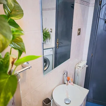 A Dieci Minuti Dal Centro - Accogliente Spazioso *