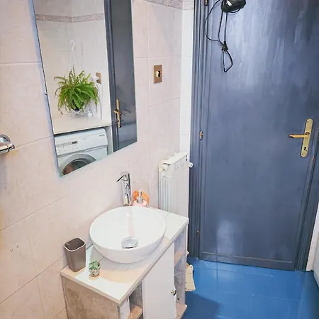 A Dieci Minuti Dal Centro - Accogliente Spazioso Séjour chez l'habitant *