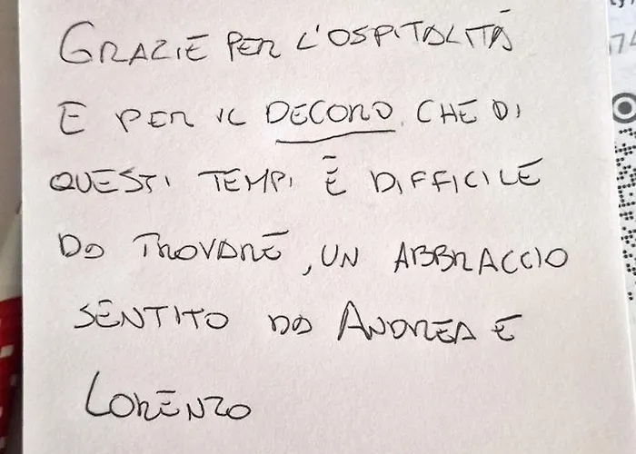 A Dieci Minuti Dal Centro - Accogliente Spazioso Проживание в семье