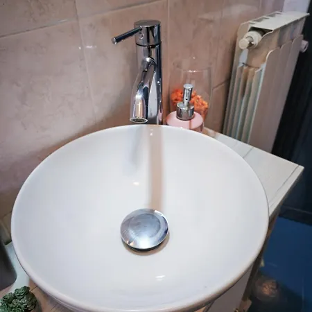 Alloggio in famiglia A Dieci Minuti Dal Centro - Accogliente Spazioso