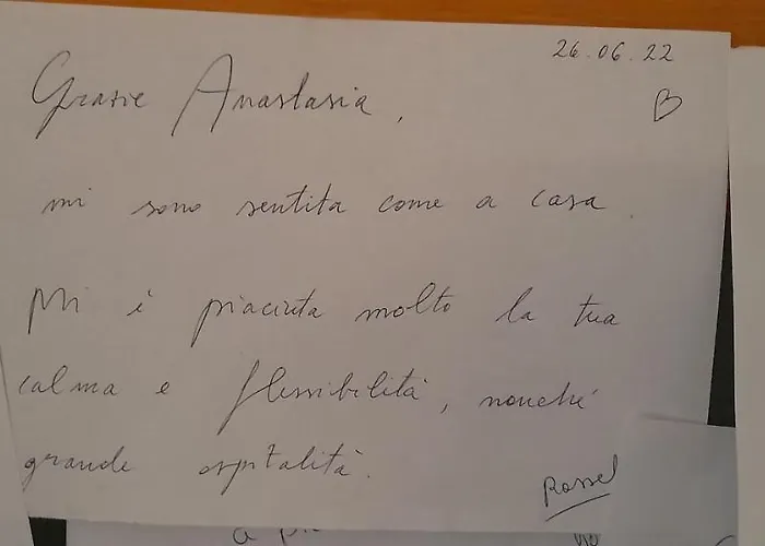 Homestay A Dieci Minuti Dal Centro - Accogliente Spazioso *